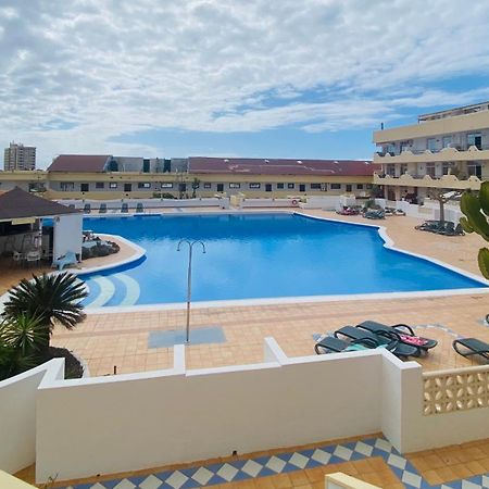 Beach Paradise Apartment 아데제 외부 사진