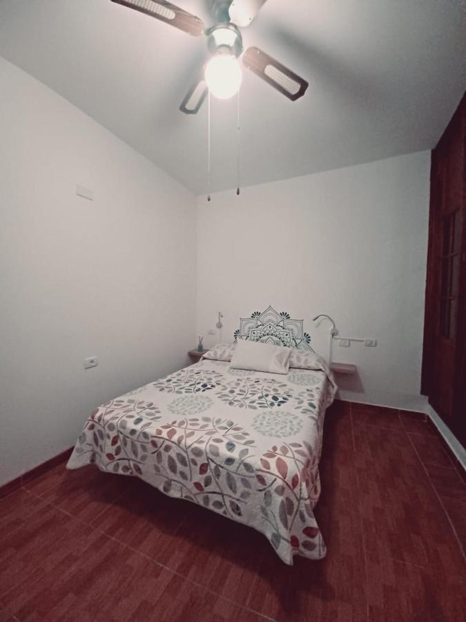 Beach Paradise Apartment 아데제 외부 사진